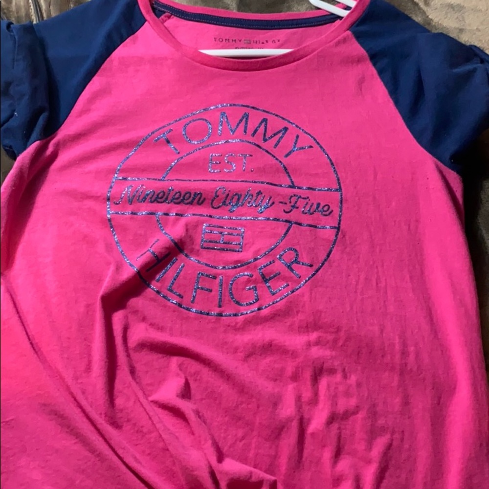 i’m selling this shirt for $27